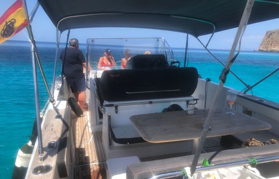 Beneteau Flyer 8.8 Spacedeck Sunny