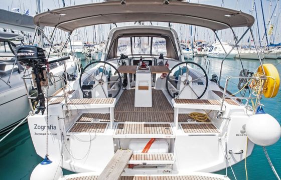 Beneteau Oceanis 38 Zografia