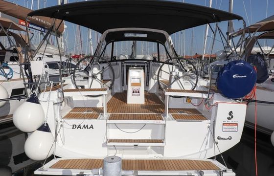 Beneteau Oceanis 38.1 Dama