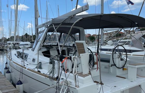 Beneteau Oceanis 38.1 Cocco