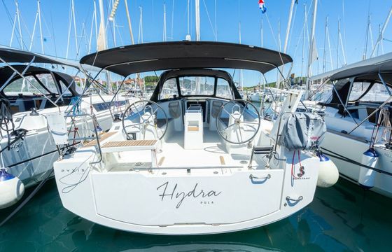 Beneteau Oceanis 38 Hydra