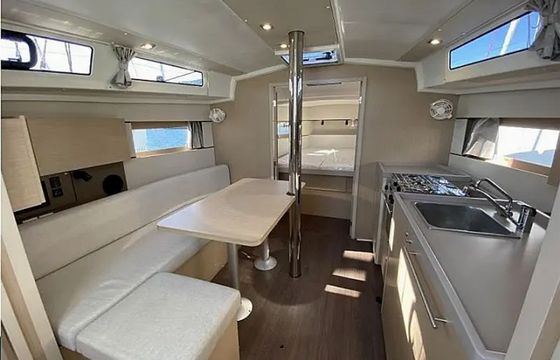 Beneteau Oceanis 38.1 Maximus