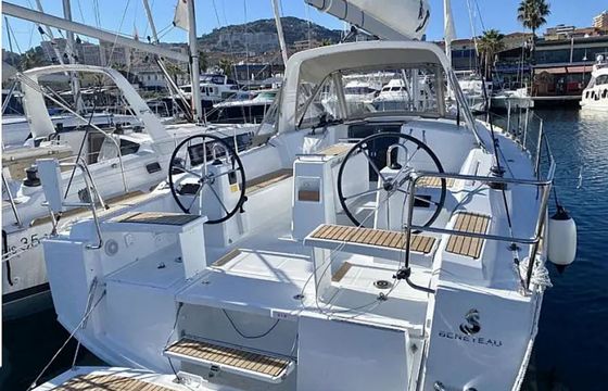 Beneteau Oceanis 38.1 Maximus