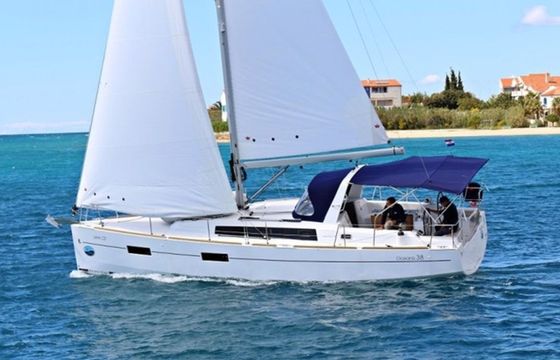 Beneteau Oceanis 38.1 Missy