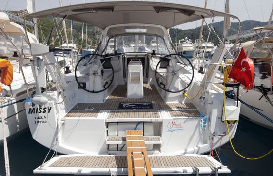 Beneteau Oceanis 38.1 Missy