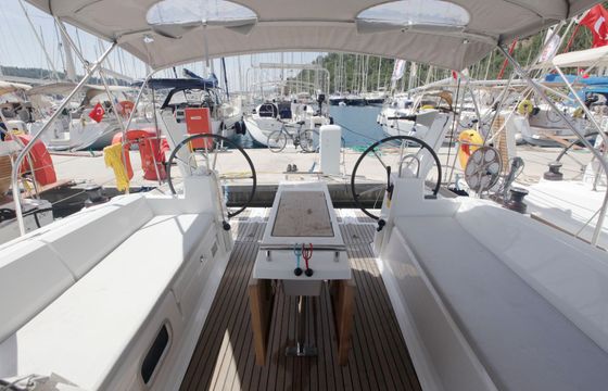 Beneteau Oceanis 38.1 Missy