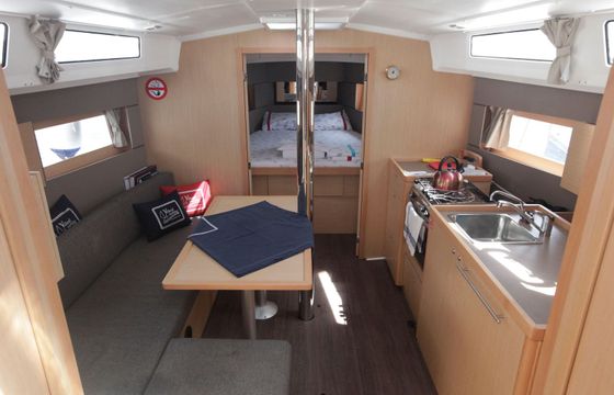 Beneteau Oceanis 38.1 Missy