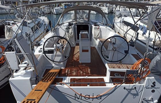 Beneteau Oceanis 38.1 Maja