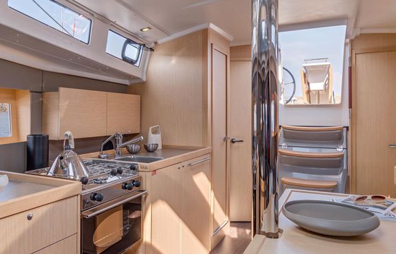 Beneteau Oceanis 38.1 Sea Lilly