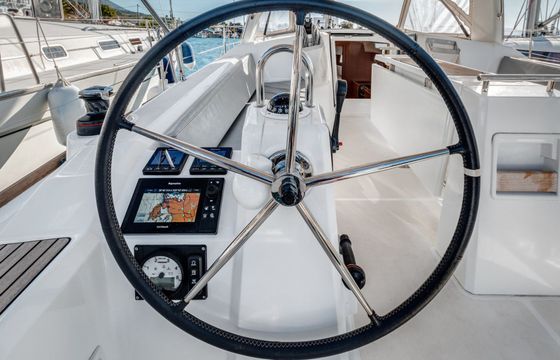 Beneteau Oceanis 38.1 Harmonia