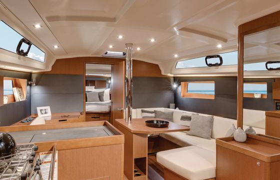 Beneteau Oceanis 40.1 Sunsail 24