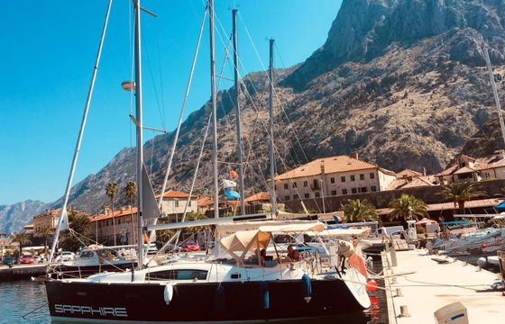 Beneteau Oceanis 40 Sapphire