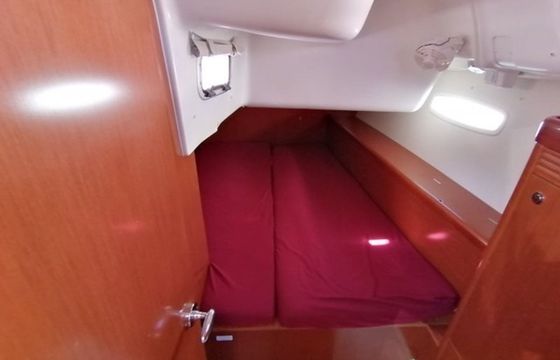 Beneteau Oceanis 40 Valmarose