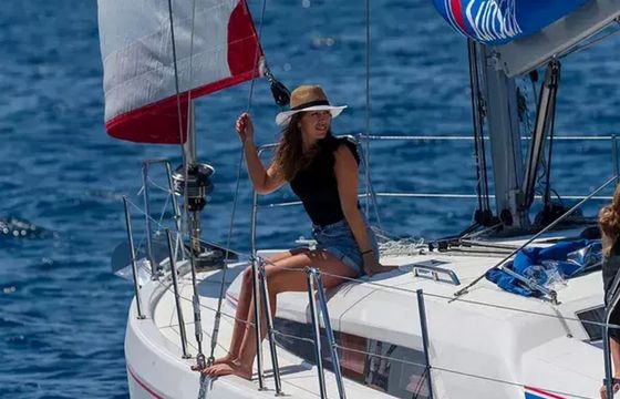Beneteau Oceanis 40.1 Sunsail 24