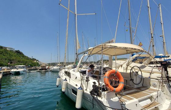 Beneteau Oceanis 41.1 Barbanegra