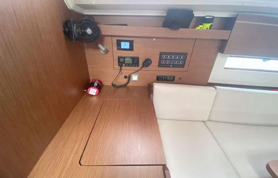 Beneteau Oceanis 40.1 Ampeli