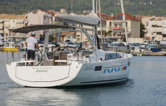 Beneteau Oceanis 41.1 King Crimson
