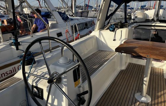 Beneteau Oceanis 35 Albarosa