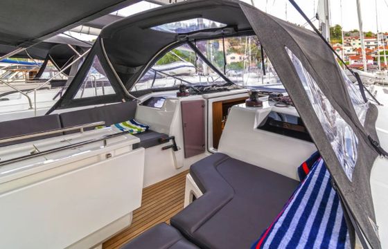Beneteau Oceanis 40.1 First Touch