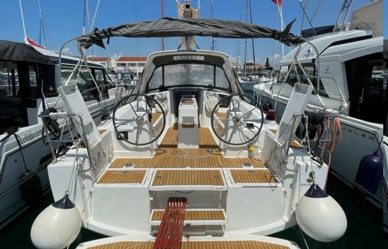 Beneteau Oceanis 35.1 Caroline