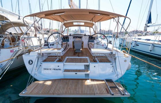 Beneteau Oceanis 41.1 White Pearl