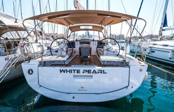 Beneteau Oceanis 41.1 White Pearl