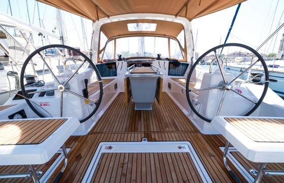 Beneteau Oceanis 41.1 White Pearl