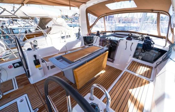 Beneteau Oceanis 41.1 White Pearl