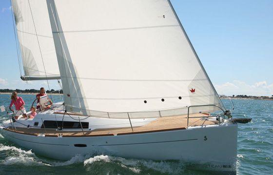 Beneteau Oceanis 37 Tres Jolie