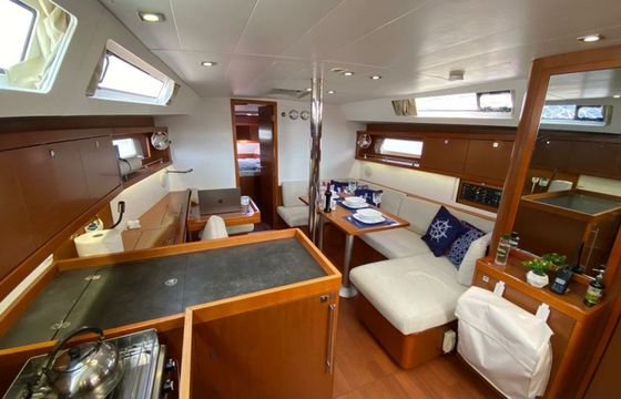 Beneteau Oceanis 41 Tina