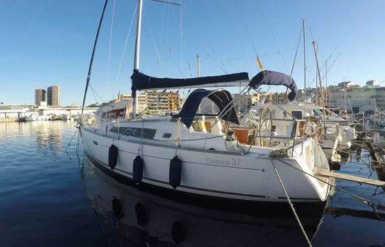 Beneteau Oceanis 37 Tristaina