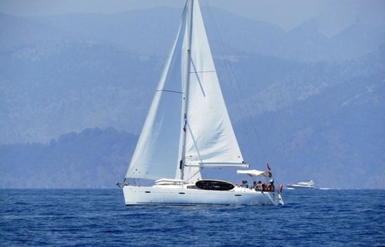 Beneteau Oceanis 43 Bliss