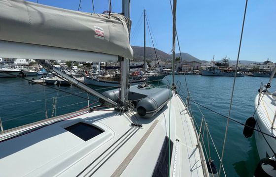 Beneteau Oceanis 37 Wind of Change