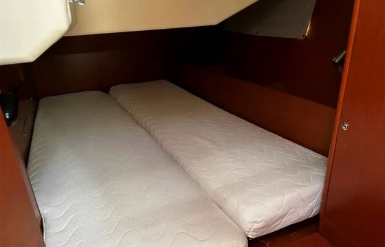Beneteau Oceanis 41.1 Dimitris