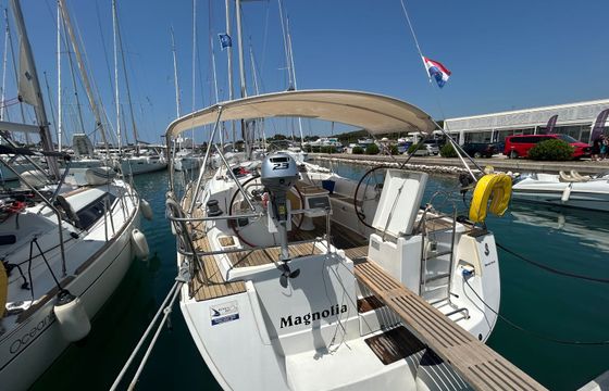 Beneteau Oceanis 43 Magnolia