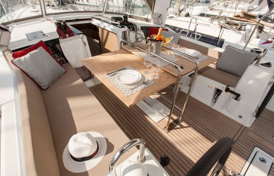 Beneteau Oceanis 41.1 Foreigner