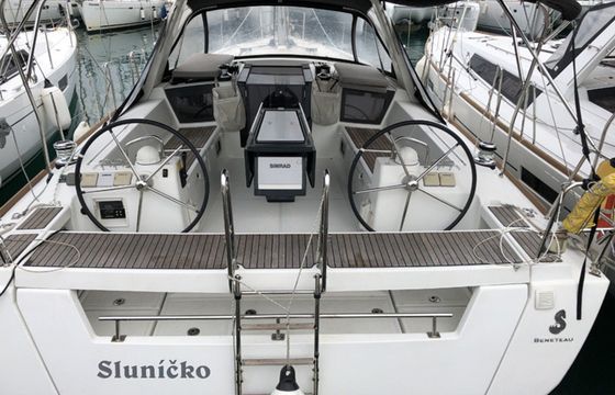 Beneteau Oceanis 41 Slunicko