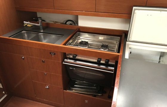 Beneteau Oceanis 41 Slunicko