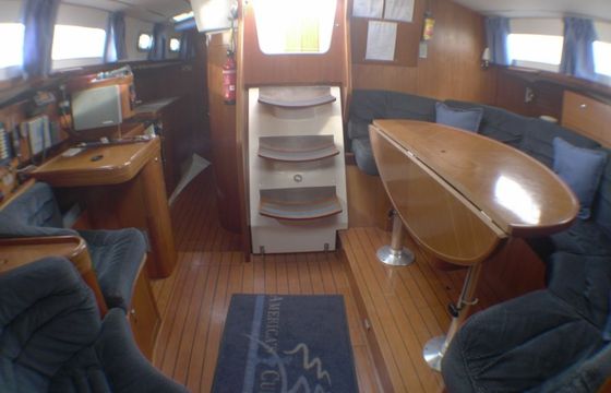 Beneteau Oceanis 440 Candela 4