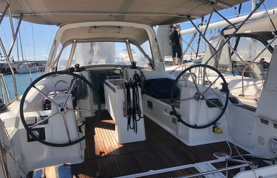 Beneteau Oceanis 38 Karavas