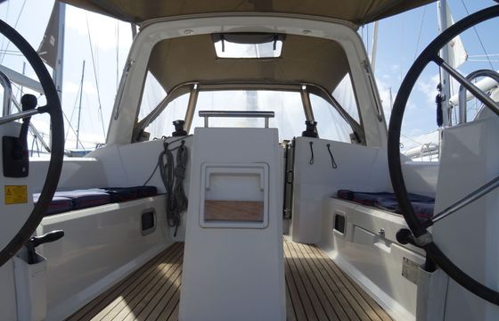 Beneteau Oceanis 38 Karavas