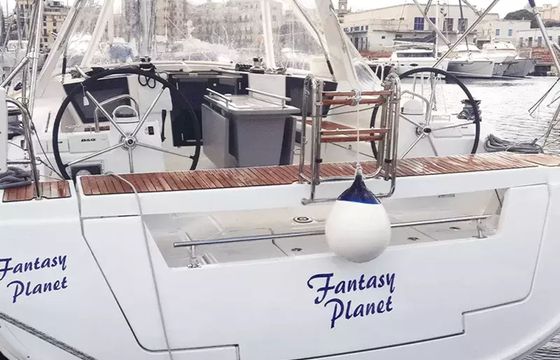 Beneteau Oceanis 45 Fantasy Planet