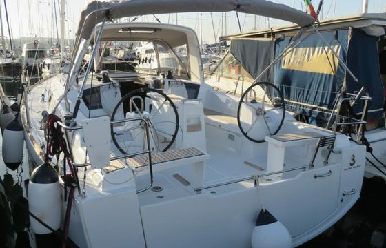 Beneteau Oceanis 38 Lina