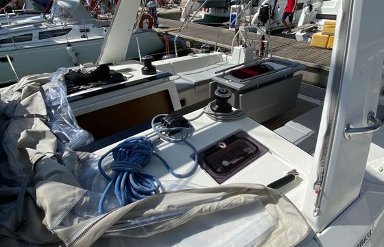Beneteau Oceanis 41.1 Alma Libre 5