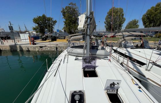 Beneteau Oceanis 41.1 Black Lion
