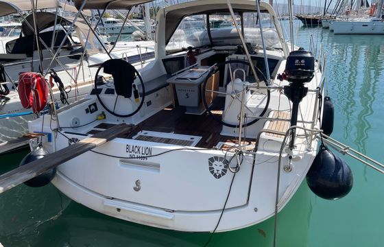 Beneteau Oceanis 41.1 Black Lion