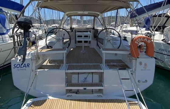 Beneteau Oceanis 38 Solar