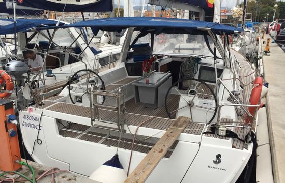 Beneteau Oceanis 45 Gin Tonic