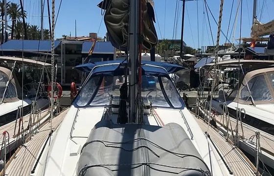 Beneteau Oceanis 45 Gin Tonic