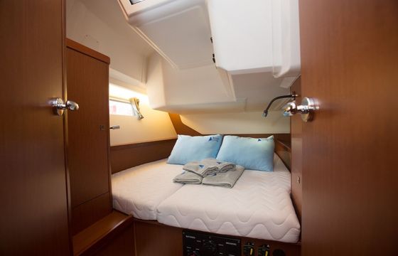 Beneteau Oceanis 45 Dianora